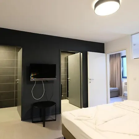 Blackhome I Contactless Check-in 3* Salzburg