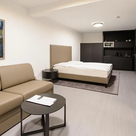 Blackhome I Contactless Check-in Apartahotel