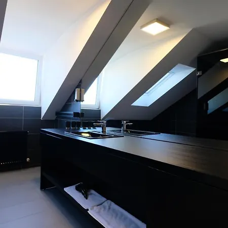 Апарт-отель Blackhome I Contactless Check-in 3*