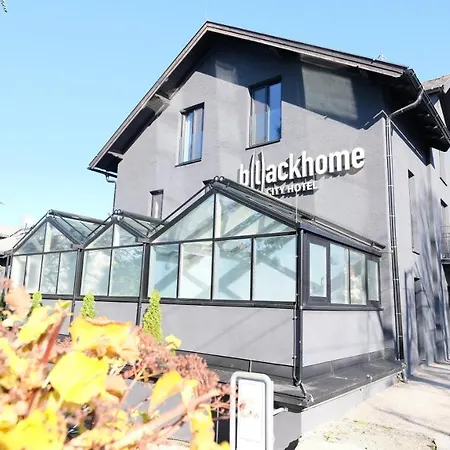 Blackhome I Contactless Check-in Apartahotel Salzburgo